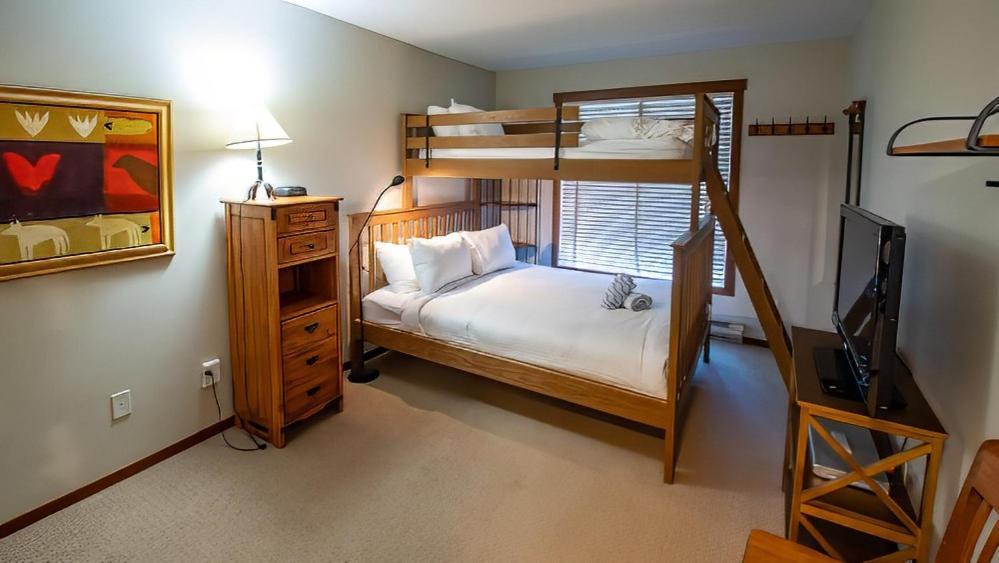 Snow Creek Lodge By Fernie Lodging Co Eksteriør bilde