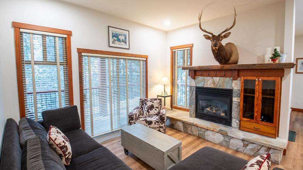 Snow Creek Lodge By Fernie Lodging Co Eksteriør bilde